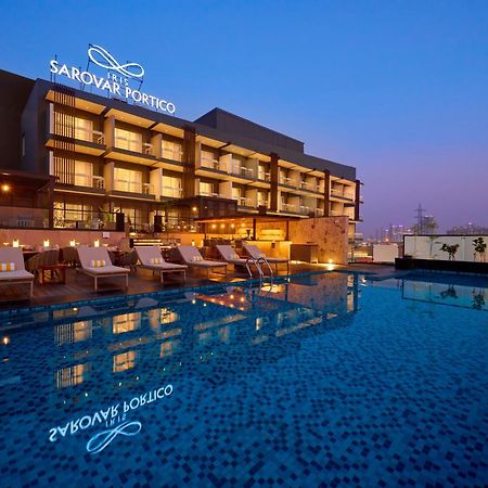 Iris Sarovar Portico Гургаон Екстериор снимка