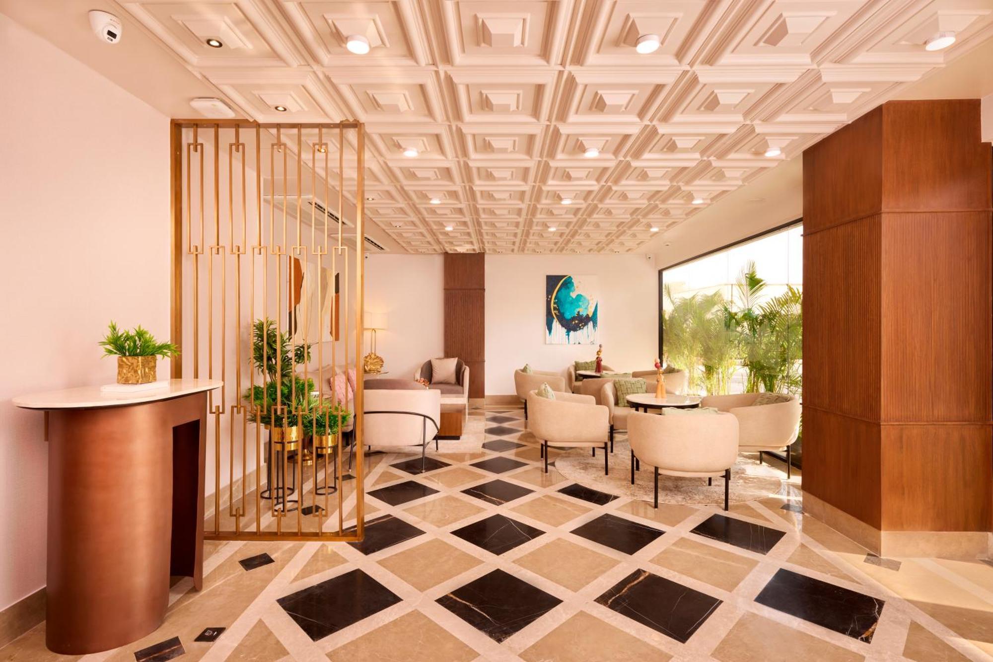 Iris Sarovar Portico Гургаон Екстериор снимка